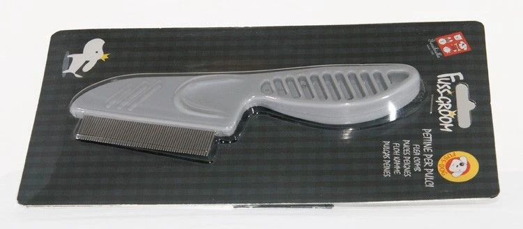 Karlie Peigne Ă Puces